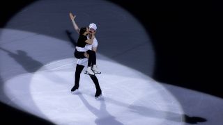 Annika Hocke und Robin Kunkel beim Tanz (Quelle: IMAGO / Xinhua)