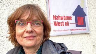 Sanierungsmanagerin Sabine Drewes soll das Nahwärmenetz in Eichkamp zum Laufen bringen.(Quelle:rbb/S.Tiegs)