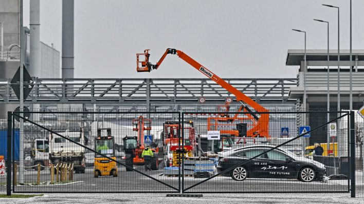 Archivbild:Das Werk der Tesla-Gigafactory Berlin-Brandenburg am 12.01.2024.(Quelle:picture alliance/P.Pleul)