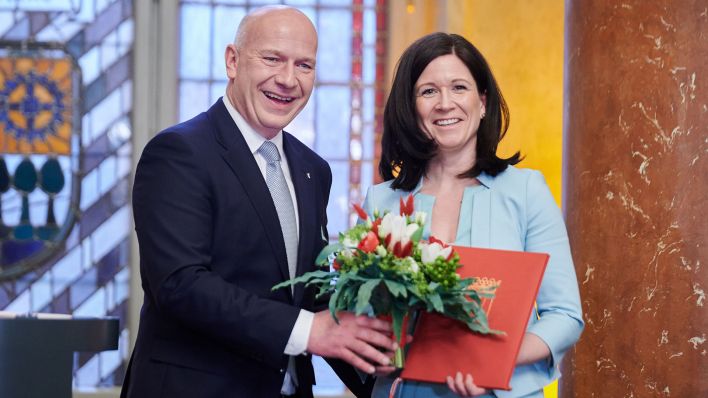 Archivbild: Kai Wegner (l,CDU), Regierender Bürgermeister von Berlin ernennt Katharina Günther-Wünsch (CDU), zur Senatorin für Bildung, Jugend und Familie. (Quelle: dpa/Riedl)