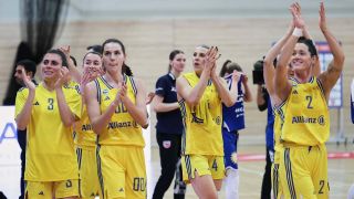Die Basketballerinnen von Alba Berlin (Quelle: IMAGO / Eckehard Schulz)