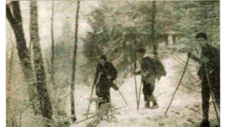An den Hängen der Papenberge in Bad Freienwalde während der Märkischen Wintersporttage am 13.01.1924. (Quelle: Guenter Gruetzner)