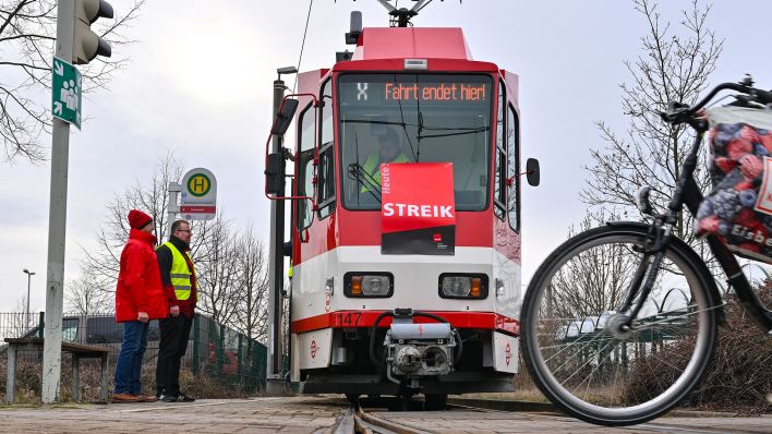 W Brandenburgii nie ma ruchu autobusowego i tramwajowego – w Berlinie kończy się strajk ostrzegawczy