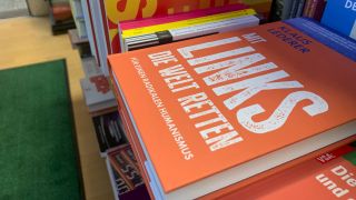 "Mit Links die Welt retten" im Buchladen