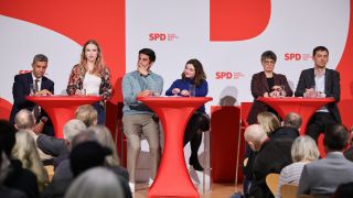 Erstes Mitgliederforum der Berliner SPD (Bild: dpa-news/Hannes P. Albert)