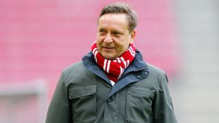 Archiv: Horst Heldt bei einem Fußballspiel des 1. FC Köln gegen FSV Mainz 05 (Bild: dpa/ Reuters-Pool/ Thilo Schmuelgen)