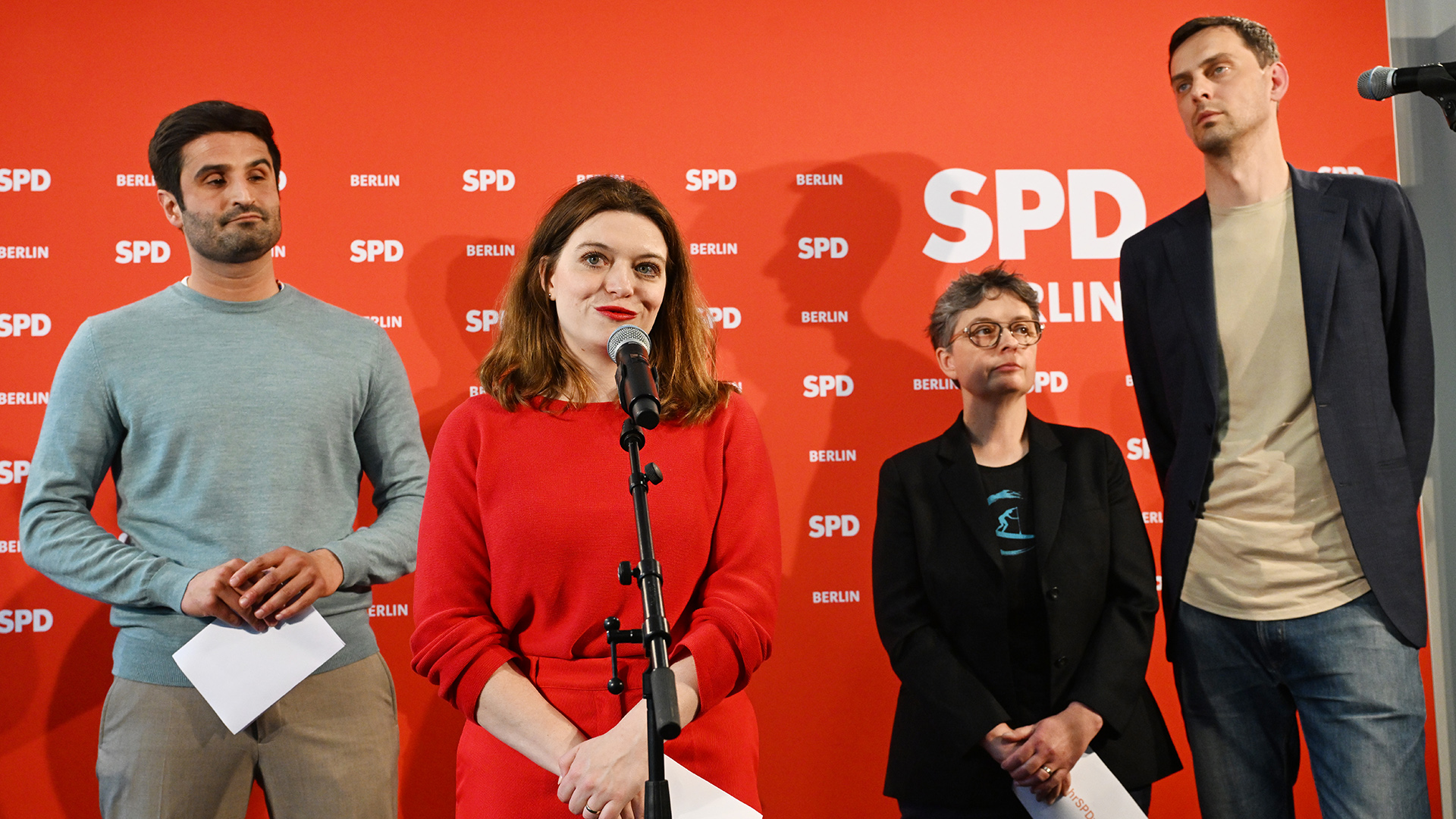 Stichwahl bei der SPD: Zwei Spitzenduos ringen um die Macht. (Quelle: IMAGO/Funke Foto Services)