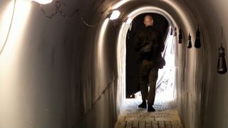 Hamas-Tunnel Nachbau Installation