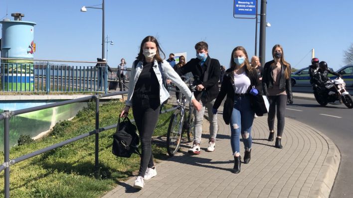Polnische Schülerinnen und Schüler des Karl-Liebknecht-Gymnasiums kommen zum Abitur nach Frankfurt (Oder)