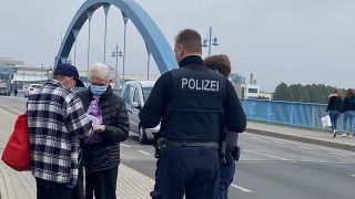 Polizei kontrolliert an deutsch polnischer Grenze in Frankfurt (Oder9