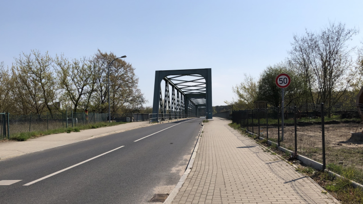 Leere Grenzbrücke Hohenwutzen