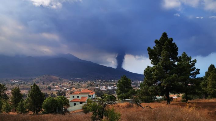 Starke Eruptionen erschützen die kanarische Insel La Palma (Quelle: Katja Herrlich)