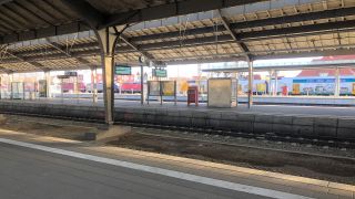 Leerer Bahnsteig in Frankfurt (Oder)